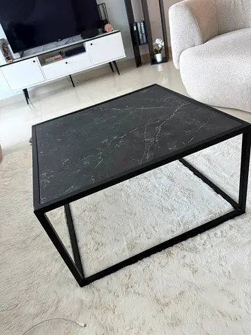 Black Coffee table