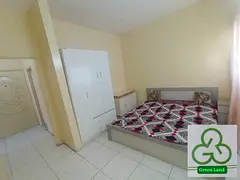 FURNISHED 1bhk MONTHLY AVAILABLE RENT 2300 FAMILY BULDING SPLIT AC