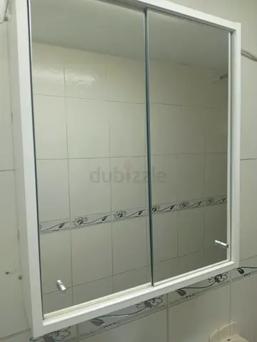 White Wall-Mounted Mirrored Bathroom Cabinet with Shelves
