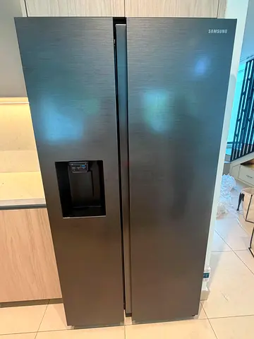 Samsung Friage Freezer Auto Ice Maker Water Filter Side By Side 90cm width 180cm height