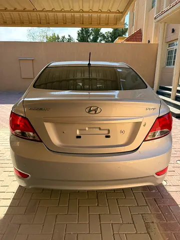 2015 Hyundai ACCENT — миниатюра 2
