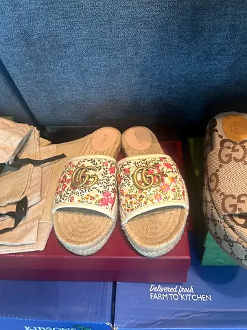 Gucci floral GG espadrille slide sandals, used - size uk 5labeled