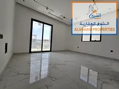 First occupancy - Central air conditioning - Built-in wardrobes - Private pool - High-quality finish