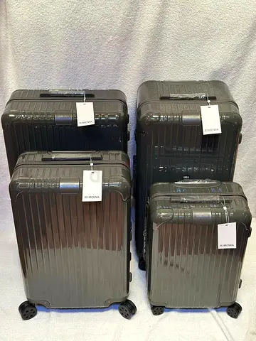 Rimowa luggage essential full set
