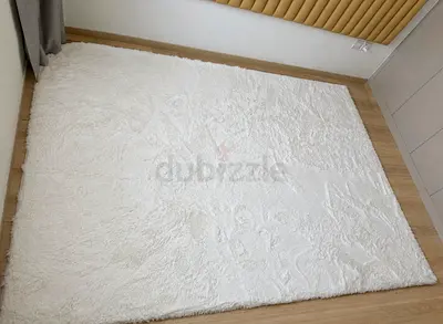 Home centre White Shaggy Rug - Good Condition, 160x200cm (used)