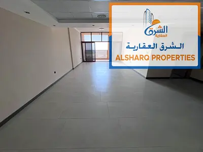 Balcony with direct sea view - All bedrooms are master suites - 3 balconies - Free central gas - Free parking
