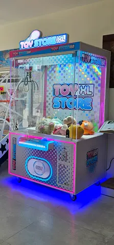 Claw machine