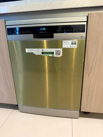 Siemens Freestanding Dishwasher Three Racks IQ500 Model