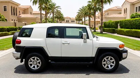 2020 Toyota FJ CRUISER photo 5