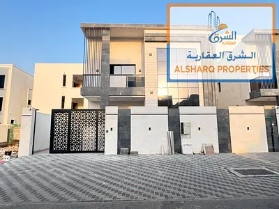 فيلا راقيه اول ساكن بتصميم عصري ومساخات واسعه 3طوابق جاهزه للسكن بنظام كاميرات مراقبه بالكامل موقع حيوي و مميز قريب من كافه الخدمات