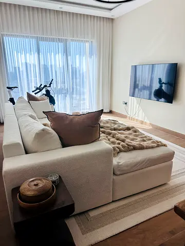 Large Cream Carpet 300x400