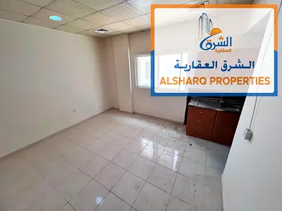 استديو واسع في النعيمية 3 خلف سفير مول قريب من مخرج دبي والشارقة بيانة عائلات