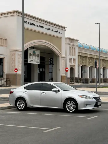 صورة 2 لـ 2013 Lexus ES-SERIES