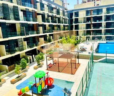 Modern 1BR Apartment | Open-Plan Layout | Road View