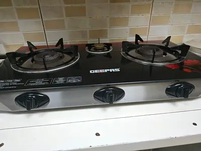 Geepas 3-Burner Glass Top Gas Stove - Good Working Condition