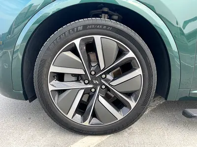 صورة مصغرة 9 لـ 2023 LI AUTO L9