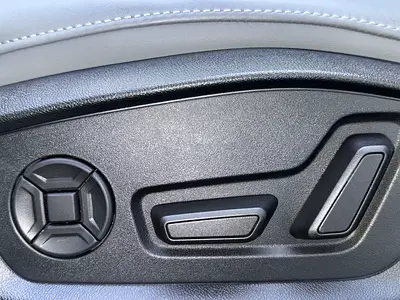 2023 AUDI SQ7 photo 16