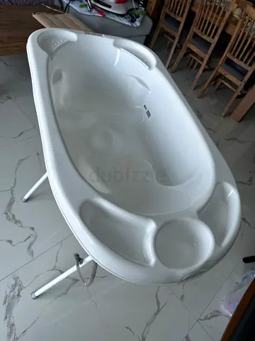 White Baby Bath Tub with Stand - Lightweight and Practical