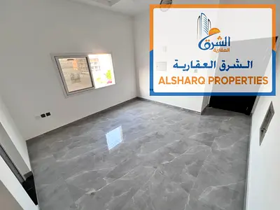 First tenant in the most beautiful studios in Al-Aliya. Prime location, separate kitchen, bright studio, split AC, and free maintenance. 18,000 annual