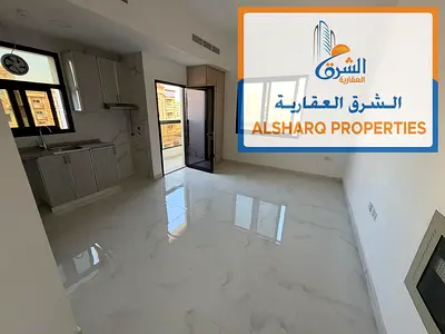 First occupancy - Balcony - Built-in wardrobes - Central air conditioning - High-end finishing - Free maintenance - Easy access to Sharjah and Dubai e
