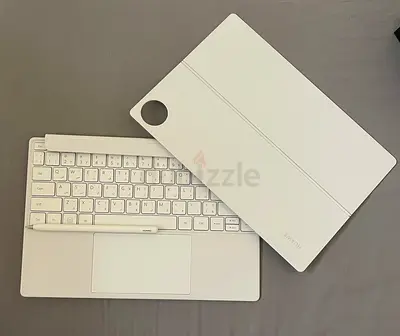 Huawei Mated Pro keyboard, cover and pencil