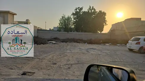 للبيع ارض في الجزات مساحة 8000 قدم مطلوب في 880000 الف