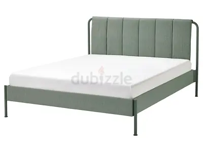 King size bed + mattress