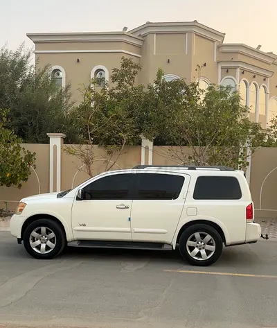 Nissan Armada LE 2009 GCC Specs - Well Maintained