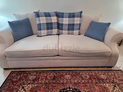 Sofa (3pcs) set in excellent condition for sale