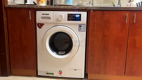 Integrated front-load washing machine - good working condition
