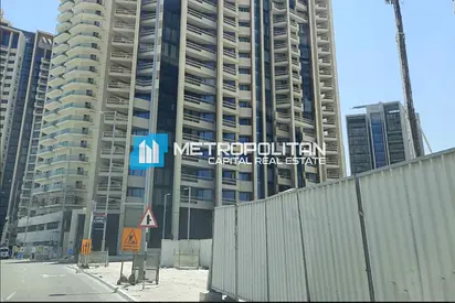 Partial Canal View | High Floor | 1 BR w/ Balcony