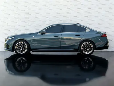 BMW 5 Series 520i M Sport, миниатюра 5