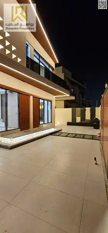 Luxury 5-Master-Bedroom Villa + Large Rooftop – Premium Price & Negotiable!