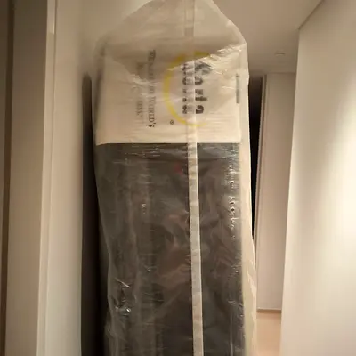 Brand New Serta "New York Collection" Euro Top Mattress (135x200cm) - Sealed