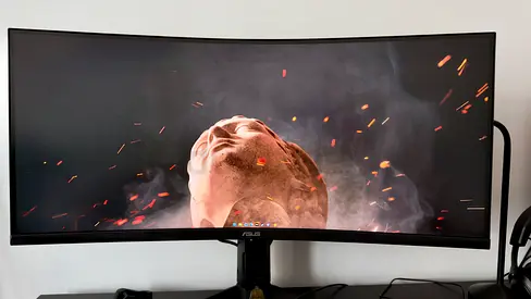 High-End Gaming PC Setup – Ryzen 7 9800X3D / RTX 5070 / 34” 180Hz Ultrawide Monitor