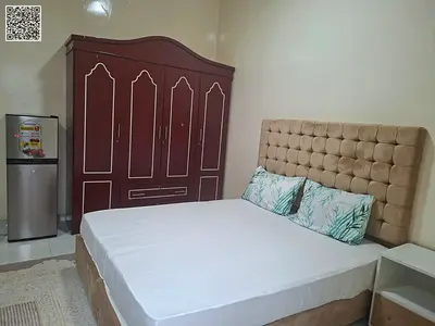 Currently available: a furnished studio apartment in Rawda 2, all bills and services included. Loca
