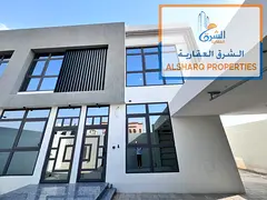 Luxury villa for rent, 5 master bedrooms, 2 living rooms, 2 washrooms and 2 bathrooms, spacious hall