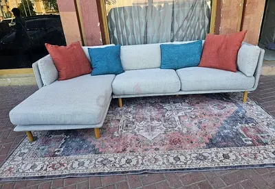 Same ___like A Brand new Condition Crate&Barrel L Shape Sofa