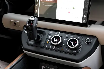 2023 LAND Rover DEFENDER — миниатюра 10