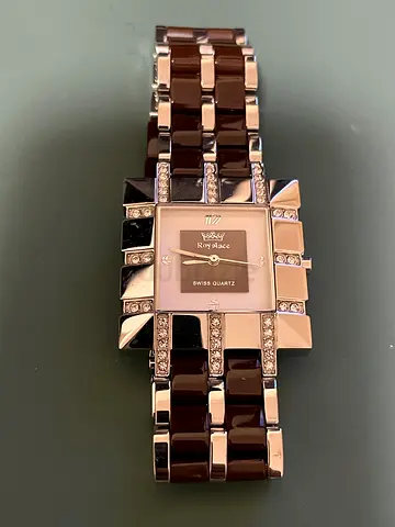 Elegant Swarovski-style Women's Rectangular Bracelet Watch with Crystals