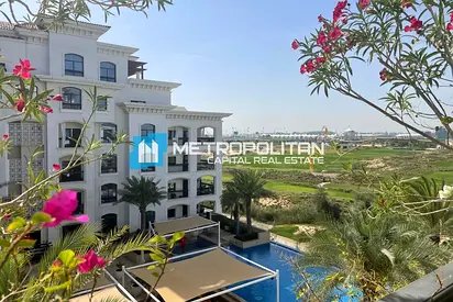 Spacious Studio I Stunning Views I Balcony