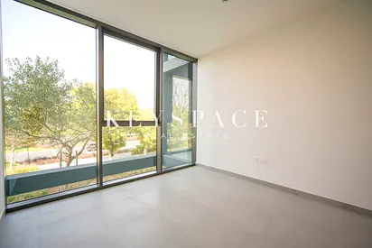 Refined Family Home | Thriving Lifestyle Community | Resale