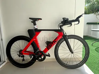 BMC Timemachine Carbon TT Bike – Carbon Aero Wheels – ML Size