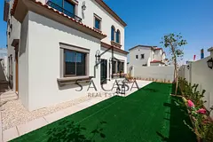 Elegant Living | Spacious 4BR Villa | Double Row Middle