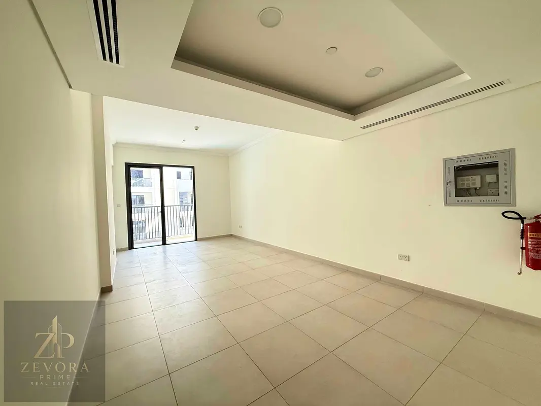High Ceiling || Burj Khalifa view || Ready to Move In