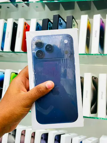 Brand New Sealed iPhone 17 pro max TDRA (Blue) 256gb - Unopened Box