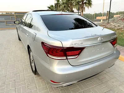 صورة مصغرة 10 لـ 2013 Lexus LS-SERIES