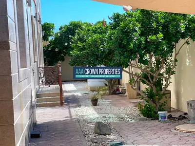Limited offer 6 Bhk villa with sowiming pool big hall kitchen in al azra Sharjah
