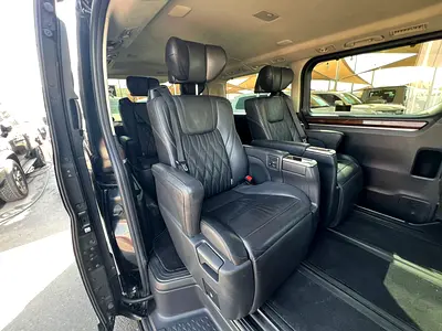 صورة 14 لـ 2021 Toyota GRANVIA