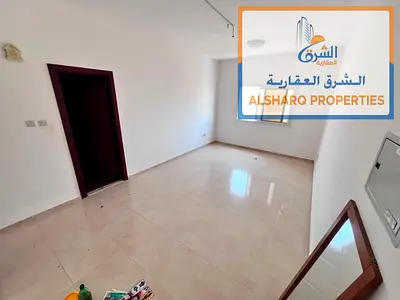 Studio à louer à l'année à Al Jurf 2, Ajman Une excellente opportunité de location à l'année à Al Jurf 2, derrière le Delta Centre, à proximité du tr